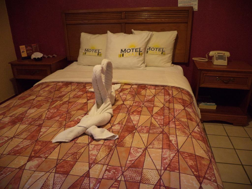 Hotel Diaz Tijuana Extérieur photo